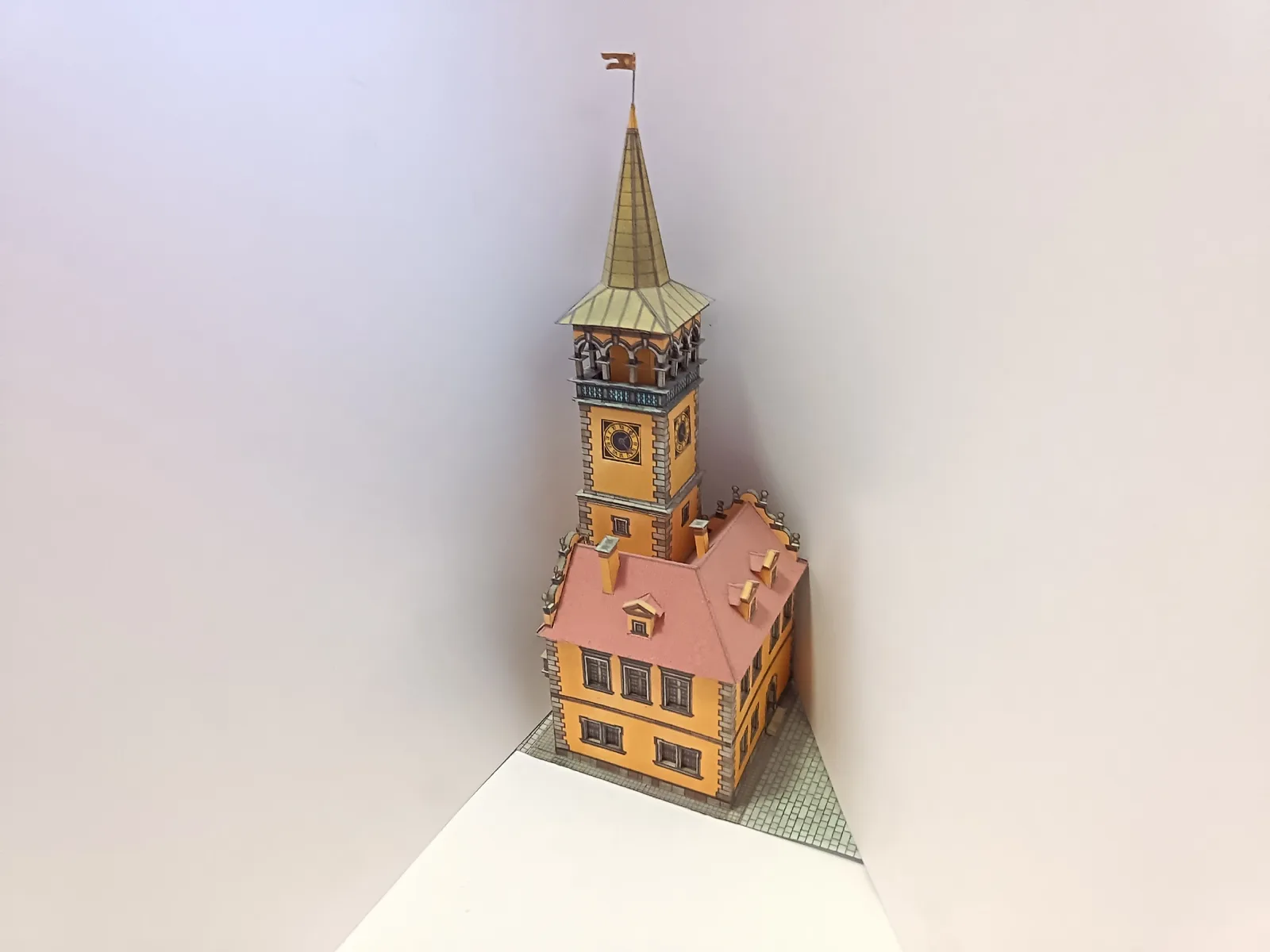 Административное здание 1:100. (100/р)